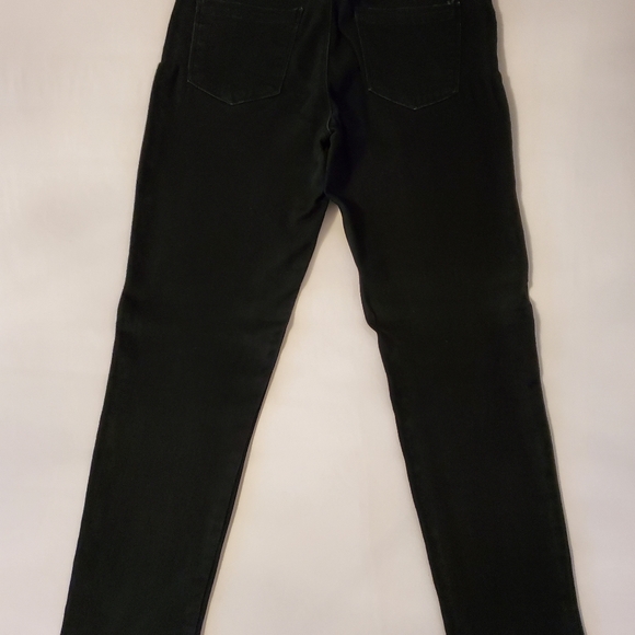 Selling Women's Black Slip on Skinny Jeans - Picture 5 of 10